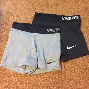 2 pairs Nike spandex
