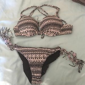 Victoria's Secret bikini