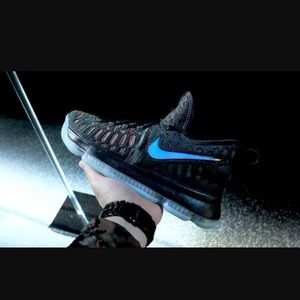 Meet your Posher, Tony