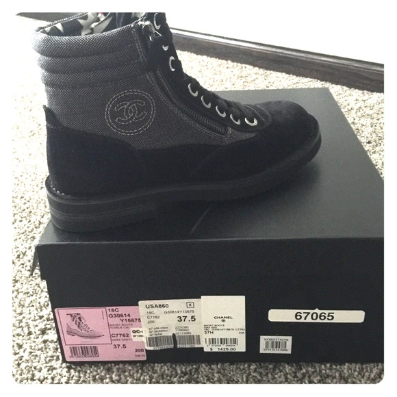 Chanel boot short dark grey and blk