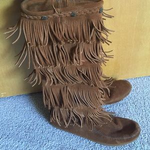 Fringe boots!