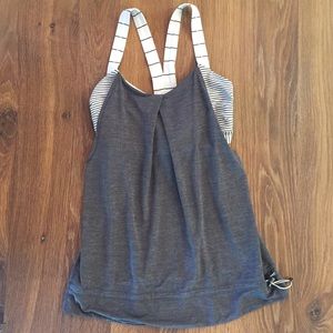 Lululemon Tank, size 6
