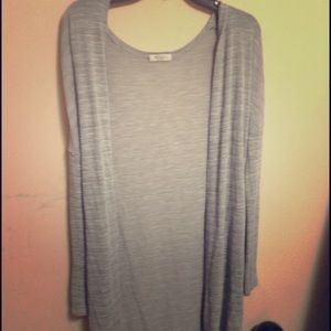 GRAY CARDIGAN