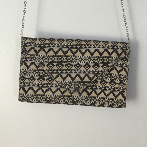 Forever 21 tribal print cross body clutch