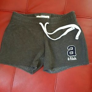 Abercrombie Girls Size small Gray cotton shorts