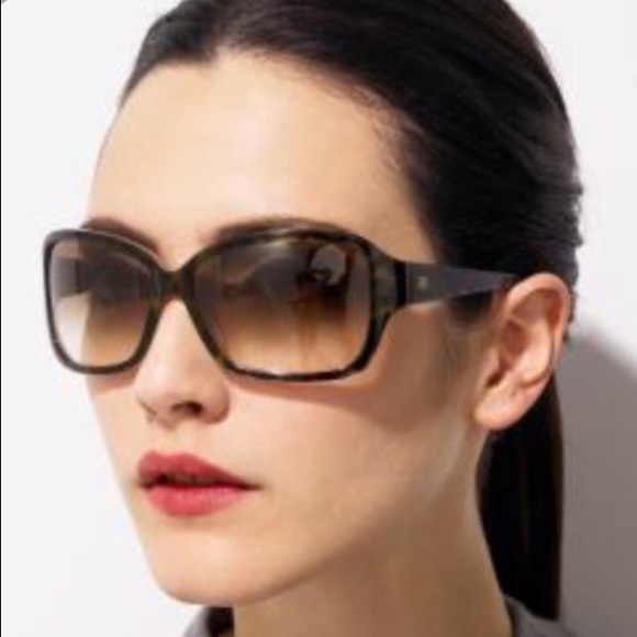 Banana republic sun glasses women's.