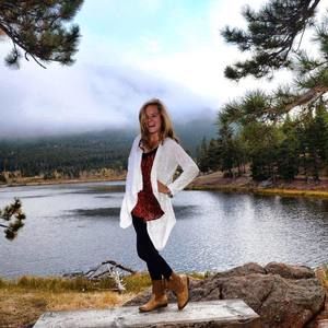 Meet your Posher, Ali