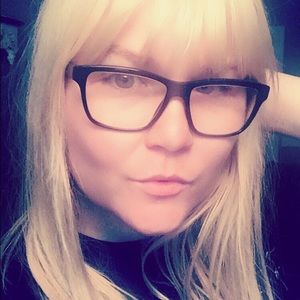 Meet your Posher, Courtney