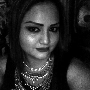 Meet your Posher, Dulce karina