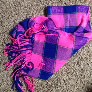 Hollister plaid scarf