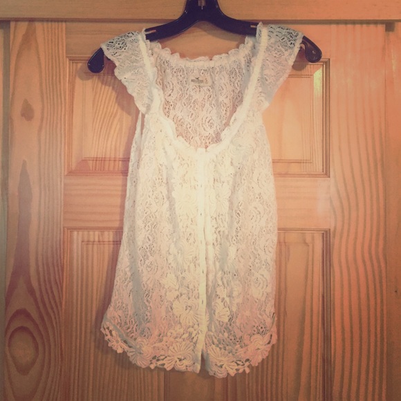 Lacy button top
