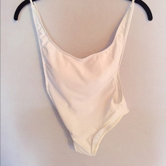Spaguetti straps Bodysuit