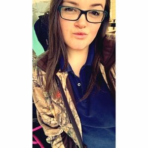 Meet your Posher, Vivian