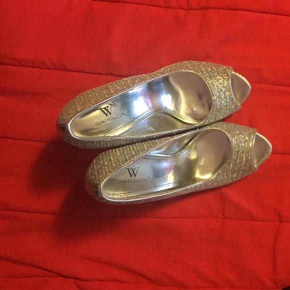 Heels - Picture 1 of 2