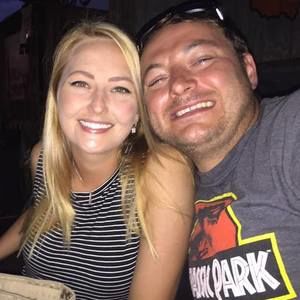 Meet your Posher, Casie