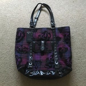 Betsy Johnson tote back
