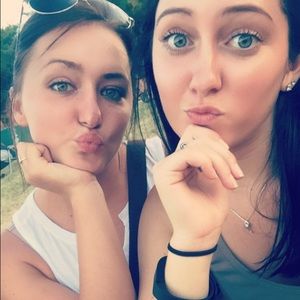 Meet your Posher, Karlee