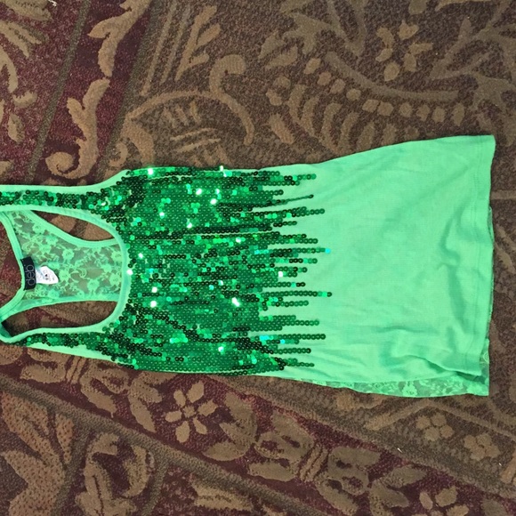 Lime green tank XS