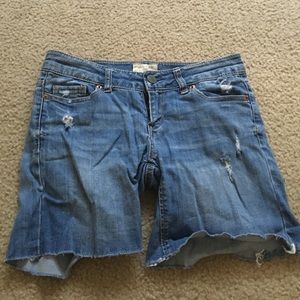 Aeropostale ripped Jean shorts