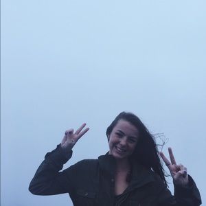 Meet your Posher, Tori