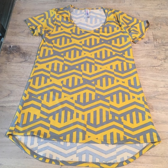 LuLaRoe top