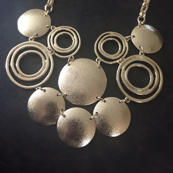 Necklace - Picture 2 of 4