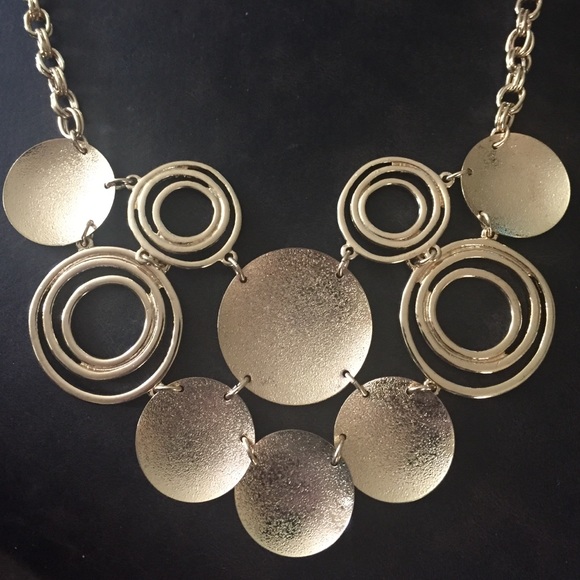 Necklace - Picture 3 of 4