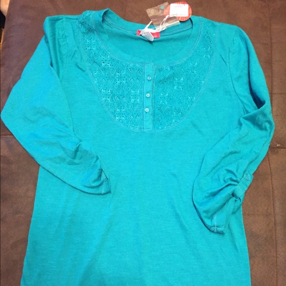 Women top