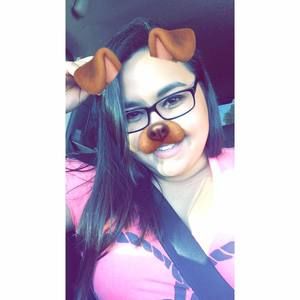 Meet your Posher, Claudia