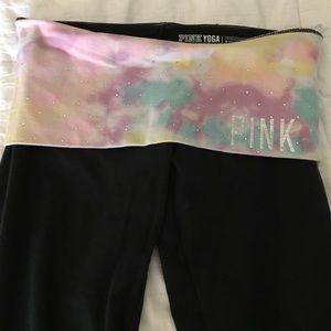 VS pink yoga crop