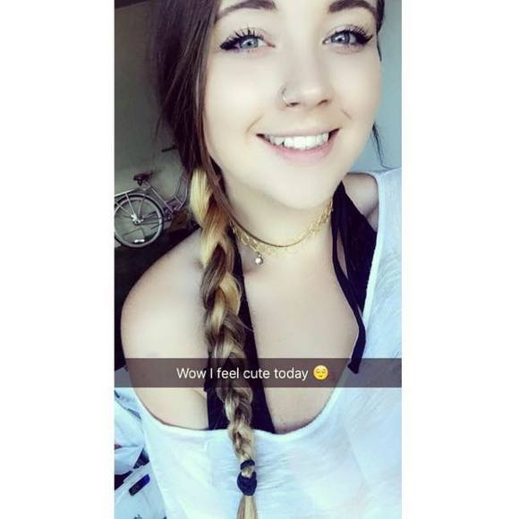 Meet your Posher, Larissa - Picture 1 of 1