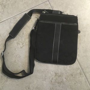 Coach crossover purse