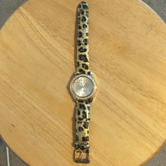 Watch - Picture 1 of 3