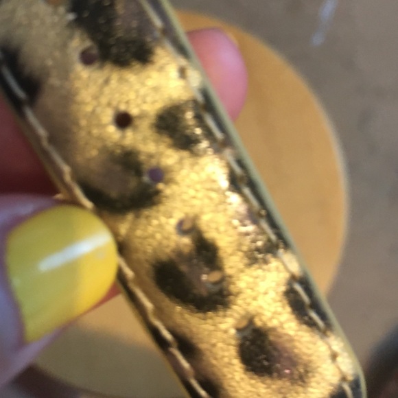 Watch - Picture 3 of 3