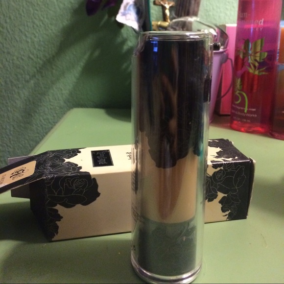 Kat Von D foundation shade 1854 medium (: