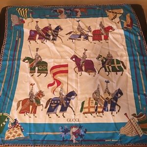 Gucci Silk Scarf 🔥