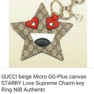 Gucci star keychain