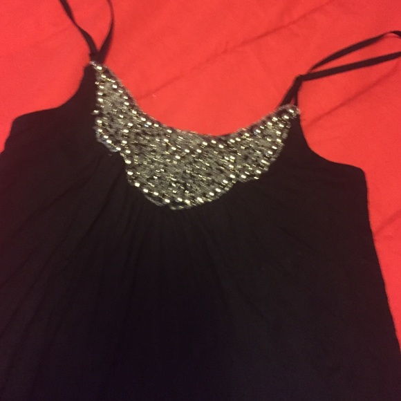 Top - Picture 2 of 2