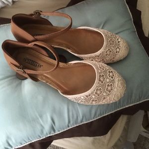 Seychelles one inch wedge sandal