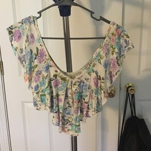 Floral flowy crop top