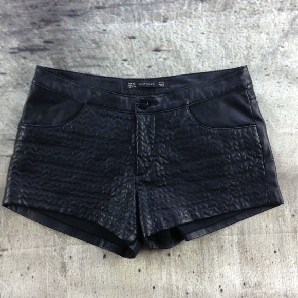 Zara Pants - Zara faux leather shorts