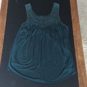 American Eagle teal lace tank top.