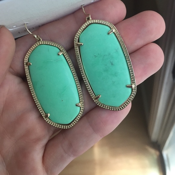 SOLD Kendra Scott Mint Danielle's - Picture 2 of 2
