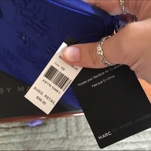 FINAL PRICE Marc by Marc Jacobs laptop sleeve - Picture 4 of 4