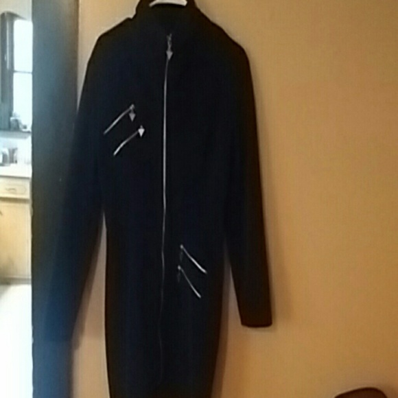Brand new zip up dress