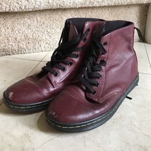 Dr. Martens Maroon Leyton