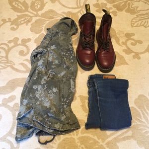 ‼️‼️FINAL SALE ‼️‼️Slightly used Doc Martens!