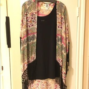 Ivy Jane Kimono Top with black tank