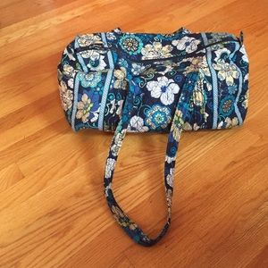 Vera Bradley duffel bag