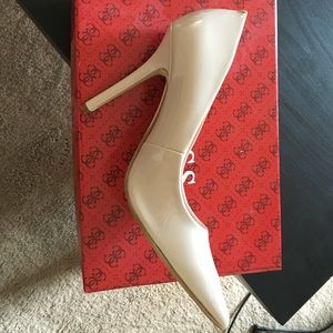 Nude guess heels size 6.5